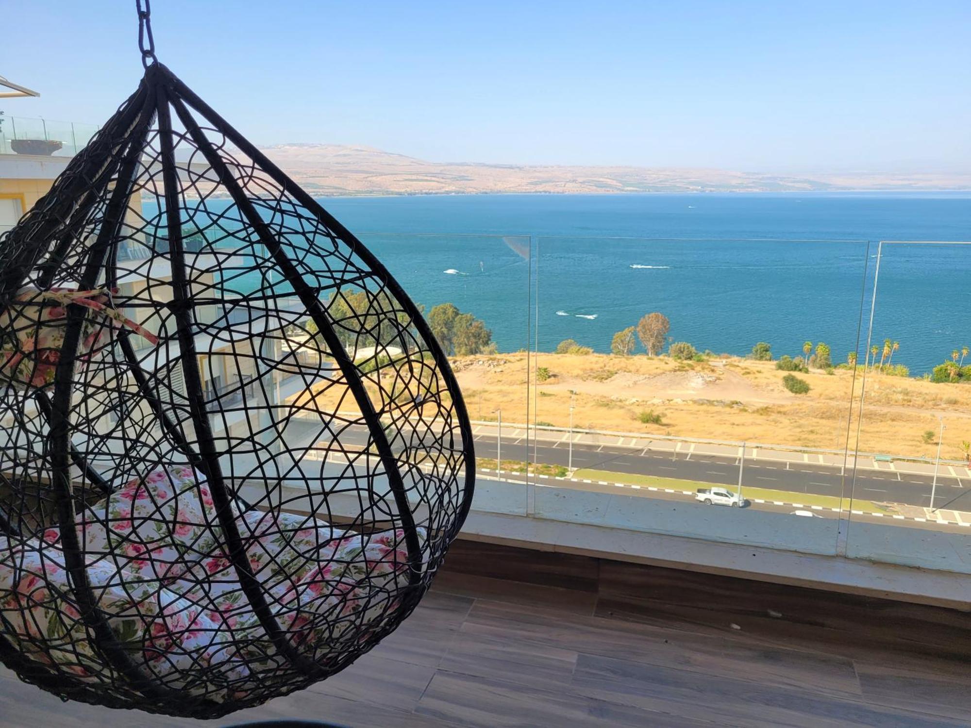 Yalarent Europe Apartments- Luxury Big Apartmens With Lake View Tiberias Exterior photo